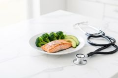 How Does Losing Weight Before Hip Replacement Surgery Affect Recovery?