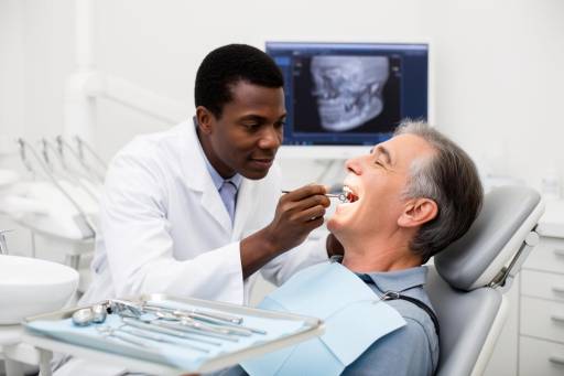 Sinus Problems After Upper Dental Implants
